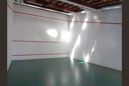 Apartamento à venda com 42m², 1 quarto e 1 vaga