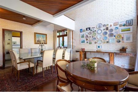 Casa à venda com 5 quartos, 433m² em Morada dos Pássaros, Barueri