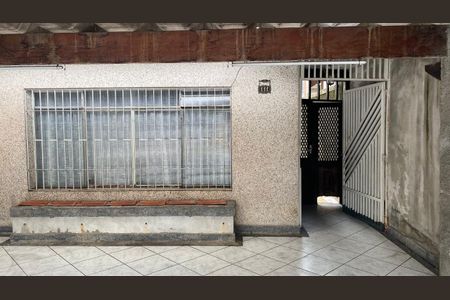 Casa à venda com 145m², 3 quartos e 2 vagas
