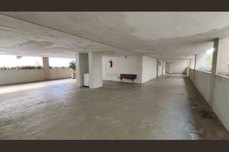 Apartamento à venda com 70m², 2 quartos e 1 vaga