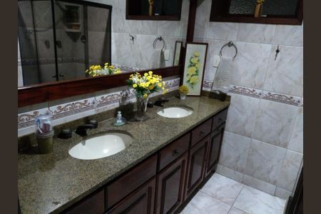 Casa à venda com 3 quartos, 125m² em Fonseca, Niterói
