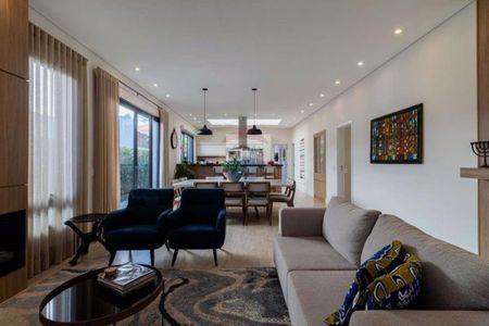 Casa à venda com 3 quartos, 305m² em Morada das Flores (Aldeia da Serra), Barueri