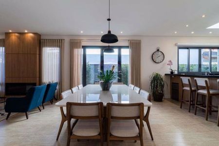 Casa à venda com 3 quartos, 305m² em Morada das Flores (Aldeia da Serra), Barueri