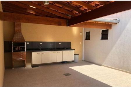 Casa à venda com 4 quartos, 392m² em Vila Regina, São Paulo
