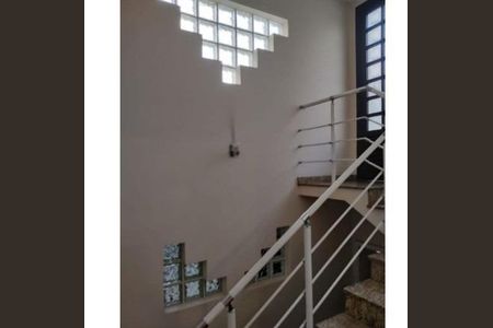 Casa à venda com 4 quartos, 392m² em Vila Regina, São Paulo