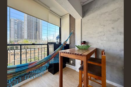 Studio para alugar com 28m², 1 quarto e sem vaga Studio para alugar com 28m², 1 quarto e sem vagaQuarto
