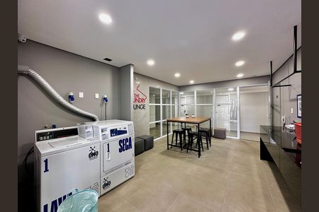 Studio para alugar com 28m², 1 quarto e sem vaga Studio para alugar com 28m², 1 quarto e sem vagaLavanderia