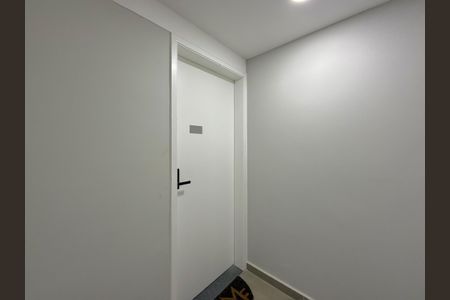 Studio para alugar com 28m², 1 quarto e sem vaga Studio para alugar com 28m², 1 quarto e sem vagaHall Apartamento
