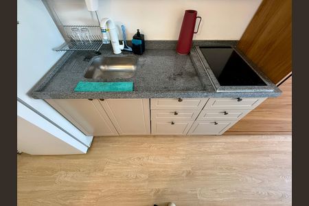 Studio para alugar com 28m², 1 quarto e sem vaga Studio para alugar com 28m², 1 quarto e sem vagaCozinha