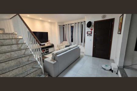 Casa de condomínio à venda com 106m², 3 quartos e 1 vaga