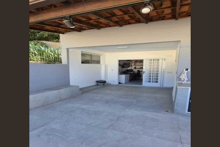 Casa de condomínio à venda com 106m², 3 quartos e 1 vaga