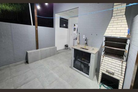 Casa de condomínio à venda com 106m², 3 quartos e 1 vaga