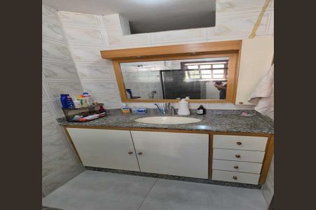 Casa de condomínio à venda com 106m², 3 quartos e 1 vaga