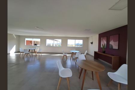 Casa para alugar com 65m², 2 quartos e 1 vaga Casa para alugar com 65m², 2 quartos e 1 vagaSalão de Festas