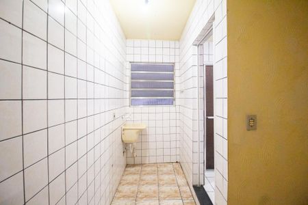 Casa para alugar com 90m², 2 quartos e 1 vagaÁrea de serviço
