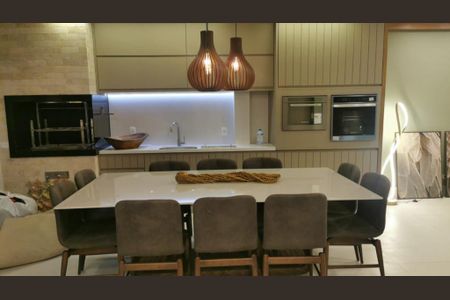 Casa à venda com 4 quartos, 464m² em Suru, Barueri