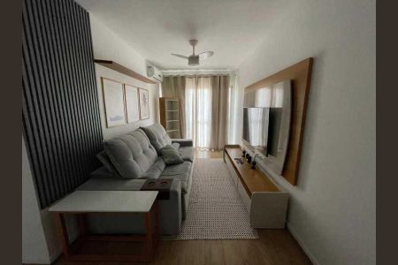 Apartamento à venda com 78m², 2 quartos e 1 vaga