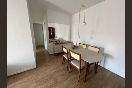 Apartamento à venda com 78m², 2 quartos e 1 vaga