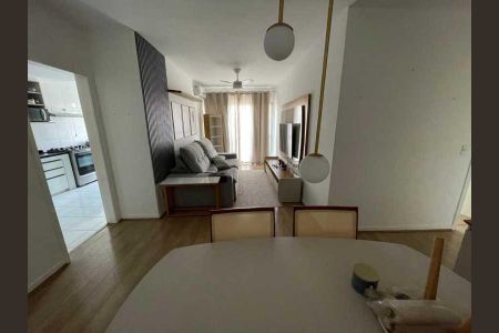 Apartamento à venda com 78m², 2 quartos e 1 vaga