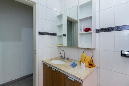 Casa para alugar com 162m², 2 quartos e 2 vagasBanheiro 2