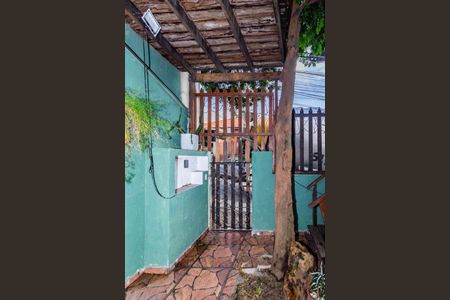 Casa para alugar com 162m², 2 quartos e 2 vagasSaída