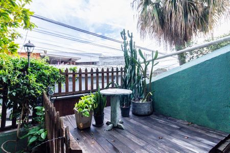 Casa para alugar com 162m², 2 quartos e 2 vagasVaranda Quintal