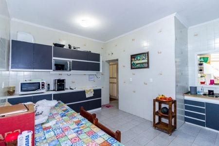 Casa para alugar com 162m², 2 quartos e 2 vagasCozinha
