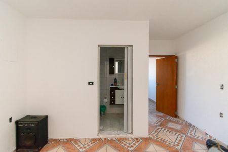 Casa para alugar com 300m², 4 quartos e 15 vagas Casa para alugar com 300m², 4 quartos e 15 vagasSuíte