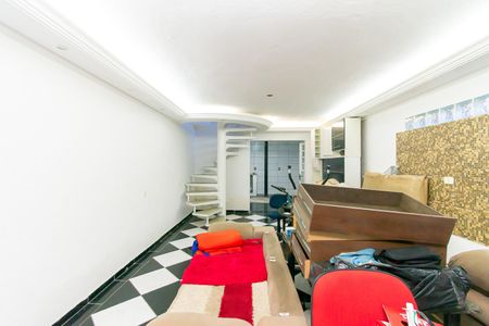 Casa para alugar com 300m², 4 quartos e 15 vagas Casa para alugar com 300m², 4 quartos e 15 vagasSala
