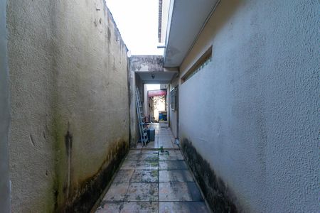 Casa para alugar com 300m², 4 quartos e 15 vagas Casa para alugar com 300m², 4 quartos e 15 vagasCorredor