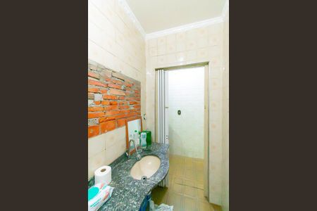 Casa para alugar com 300m², 4 quartos e 15 vagas Casa para alugar com 300m², 4 quartos e 15 vagasBanheiro 3