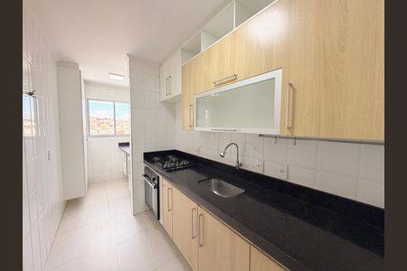 Apartamento para alugar com 64m², 2 quartos e 1 vagaCozinha