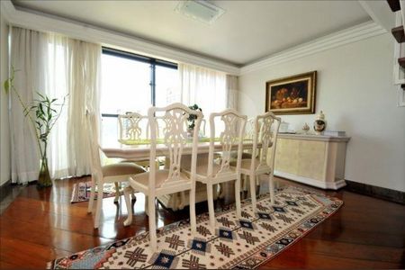 Apartamento à venda com 379m², 4 quartos e 5 vagas