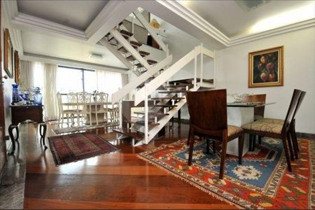 Apartamento à venda com 379m², 4 quartos e 5 vagas