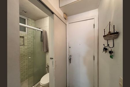 Apartamento à venda com 41m², 1 quarto e sem vagaBanheiro