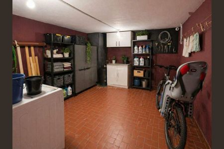 Casa à venda com 280m², 3 quartos e 2 vagas