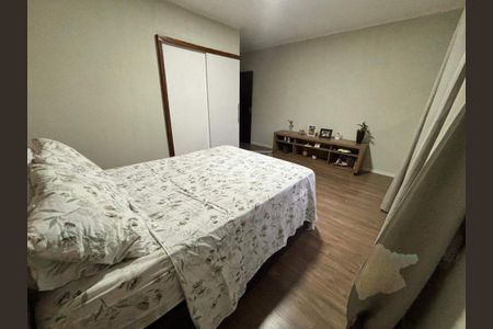 Casa à venda com 280m², 3 quartos e 2 vagas