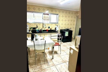 Casa à venda com 4 quartos, 270m² em Jardim Novo Carrao, São Paulo