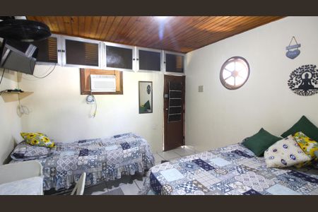 Casa de Condomínio para alugar com 1 quarto, 20m² em Jardim Excelcior, Cabo Frio