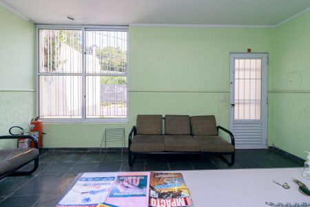 Sala de casa para alugar com 2 quartos, 141m² em Santo Amaro, São Paulo