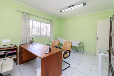 Casa para alugar com 141m², 2 quartos e 2 vagasQuarto 1