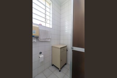 Casa para alugar com 141m², 2 quartos e 2 vagasBanheiro 