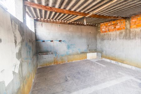 Casa à venda com 167m², 3 quartos e 1 vaga Casa à venda com 167m², 3 quartos e 1 vagaVaranda