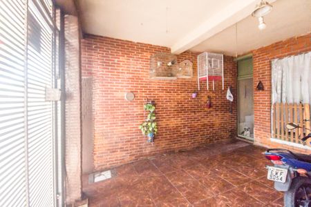 Casa à venda com 167m², 3 quartos e 1 vaga Casa à venda com 167m², 3 quartos e 1 vagaGaragem