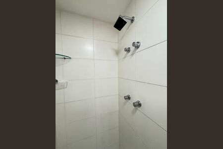 Apartamento para alugar com 69m², 2 quartos e 1 vaga Apartamento para alugar com 69m², 2 quartos e 1 vagaBanheiro