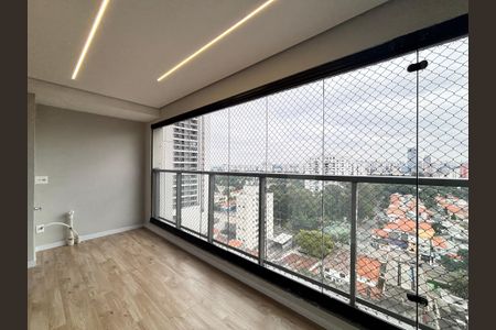 Apartamento para alugar com 69m², 2 quartos e 1 vaga Apartamento para alugar com 69m², 2 quartos e 1 vagaVaranda