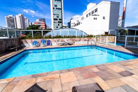 Apartamento à venda com 50m², 1 quarto e 1 vaga Apartamento à venda com 50m², 1 quarto e 1 vagaÁrea comum - Piscina