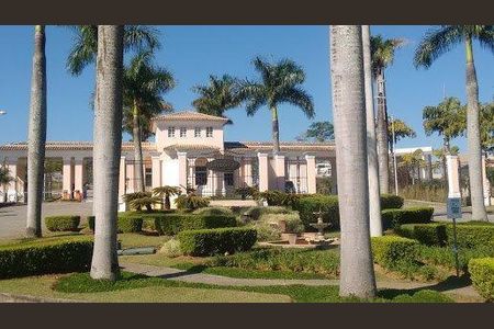 Casa à venda com 418m², 4 quartos e 4 vagas
