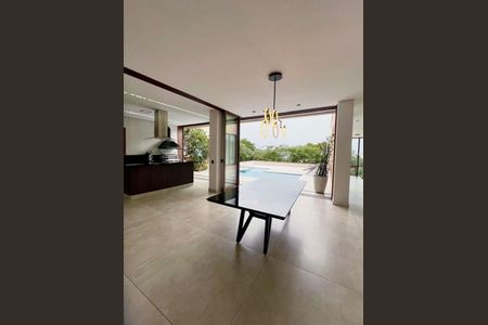 Casa à venda com 418m², 4 quartos e 4 vagas