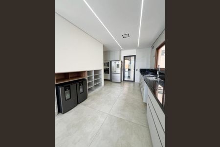 Casa à venda com 418m², 4 quartos e 4 vagas